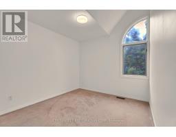 89 - 9 AILSA PLACE - 33