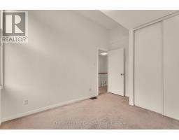 89 - 9 AILSA PLACE - 34