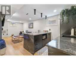 7049 DIANE CRESCENT - 29