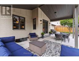 7049 DIANE CRESCENT - 35
