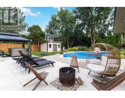 7049 DIANE CRESCENT - 37