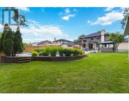 7049 DIANE CRESCENT - 42