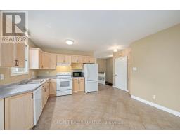 18 ROSETHORN COURT - 10
