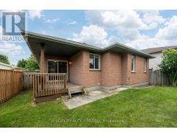 18 ROSETHORN COURT - 31