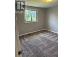 39 VANIER PLACE - 16