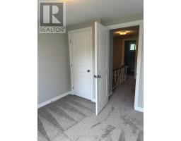 39 VANIER PLACE - 22