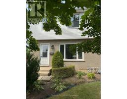 39 VANIER PLACE - 27