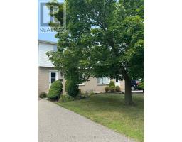 39 VANIER PLACE - 29