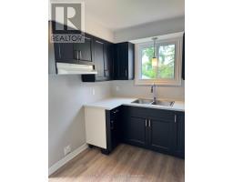 39 VANIER PLACE - 8