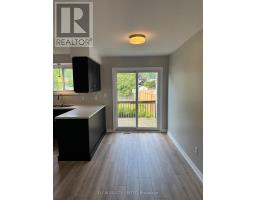 39 VANIER PLACE - 9