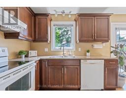 34 - 151 MARTINET AVENUE - 12