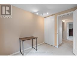 34 - 151 MARTINET AVENUE - 23