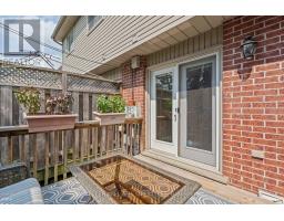 34 - 151 MARTINET AVENUE - 30