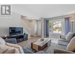 34 - 151 MARTINET AVENUE - 6