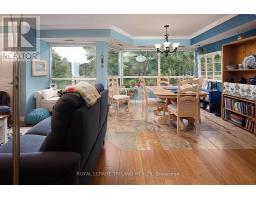 412 - 521 RIVERSIDE DRIVE - 16