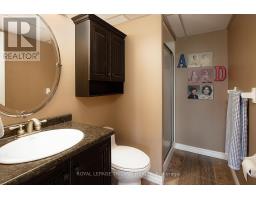 412 - 521 RIVERSIDE DRIVE - 19