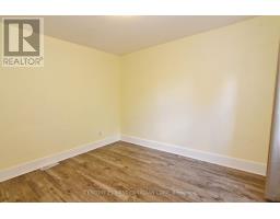 452 CHARLOTTE STREET - 18