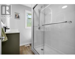 568 CRESTON AVENUE - 21