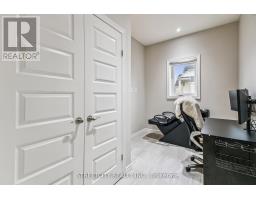 53 ARROWWOOD PATH - 25