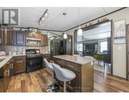 31 - 22790 AMIENS ROAD - 14