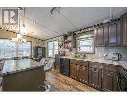 31 - 22790 AMIENS ROAD - 17