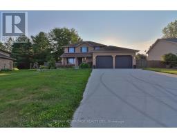 21 VILLAGE GATE CRESCENT - 2
