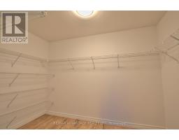 21 VILLAGE GATE CRESCENT - 24
