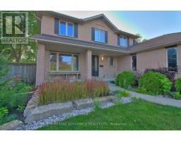21 VILLAGE GATE CRESCENT - 4