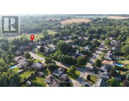 21 VILLAGE GATE CRESCENT - 43
