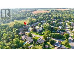 21 VILLAGE GATE CRESCENT - 44