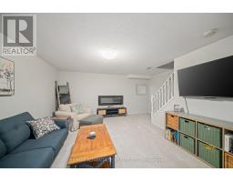 81 - 70 CHAPMAN COURT - 19