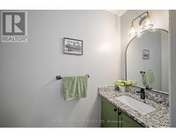 81 - 70 CHAPMAN COURT - 7