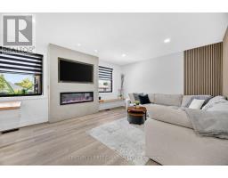688 CLEARWATER CRESCENT - 14