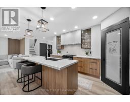 688 CLEARWATER CRESCENT - 17