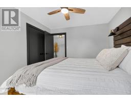 688 CLEARWATER CRESCENT - 24