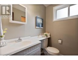 54 FOUR OAKS CRESCENT - 23