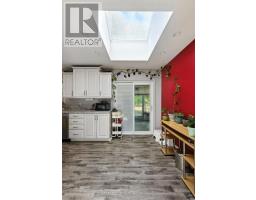 2257 TRAFALGAR STREET - 10