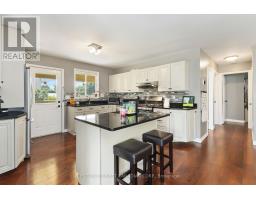 14 BLOSDALE CRESCENT - 11