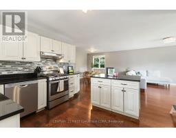 14 BLOSDALE CRESCENT - 14