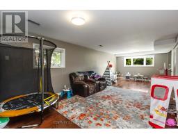 14 BLOSDALE CRESCENT - 23
