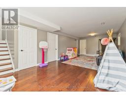 14 BLOSDALE CRESCENT - 25