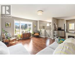 14 BLOSDALE CRESCENT - 9