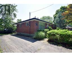 83 CHURCHILL CRESCENT - 4