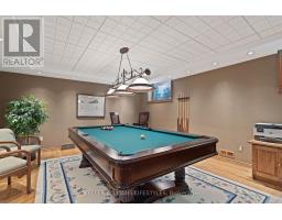 95 HIGHLAND WOODS COURT - 34