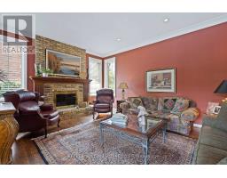 95 HIGHLAND WOODS COURT - 9