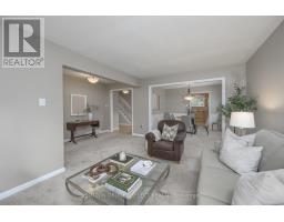 19 SPENCER CRESCENT - 19