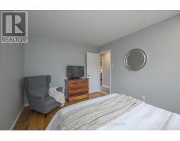 19 SPENCER CRESCENT - 40