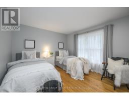 19 SPENCER CRESCENT - 41