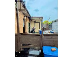 1590 DIXIE STREET - 36