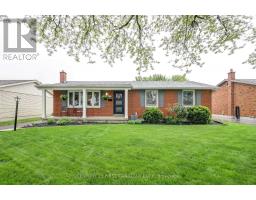 116 DOWNING CRESCENT - 1